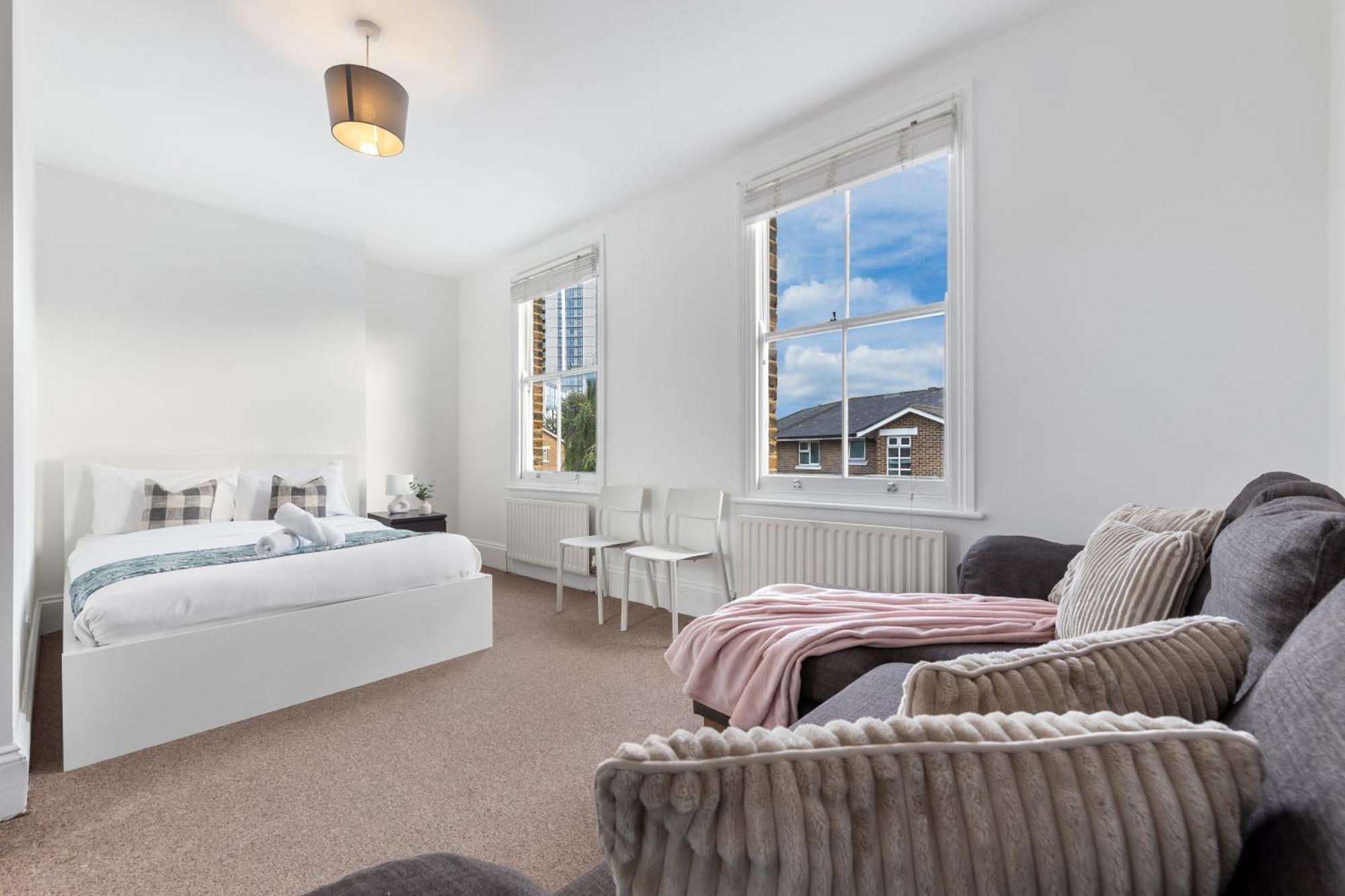 Luxury 4 Bedroom Flat With Stunning Shard View From Terrace In Central London! Next To Station, Sleeps 9 Εξωτερικό φωτογραφία