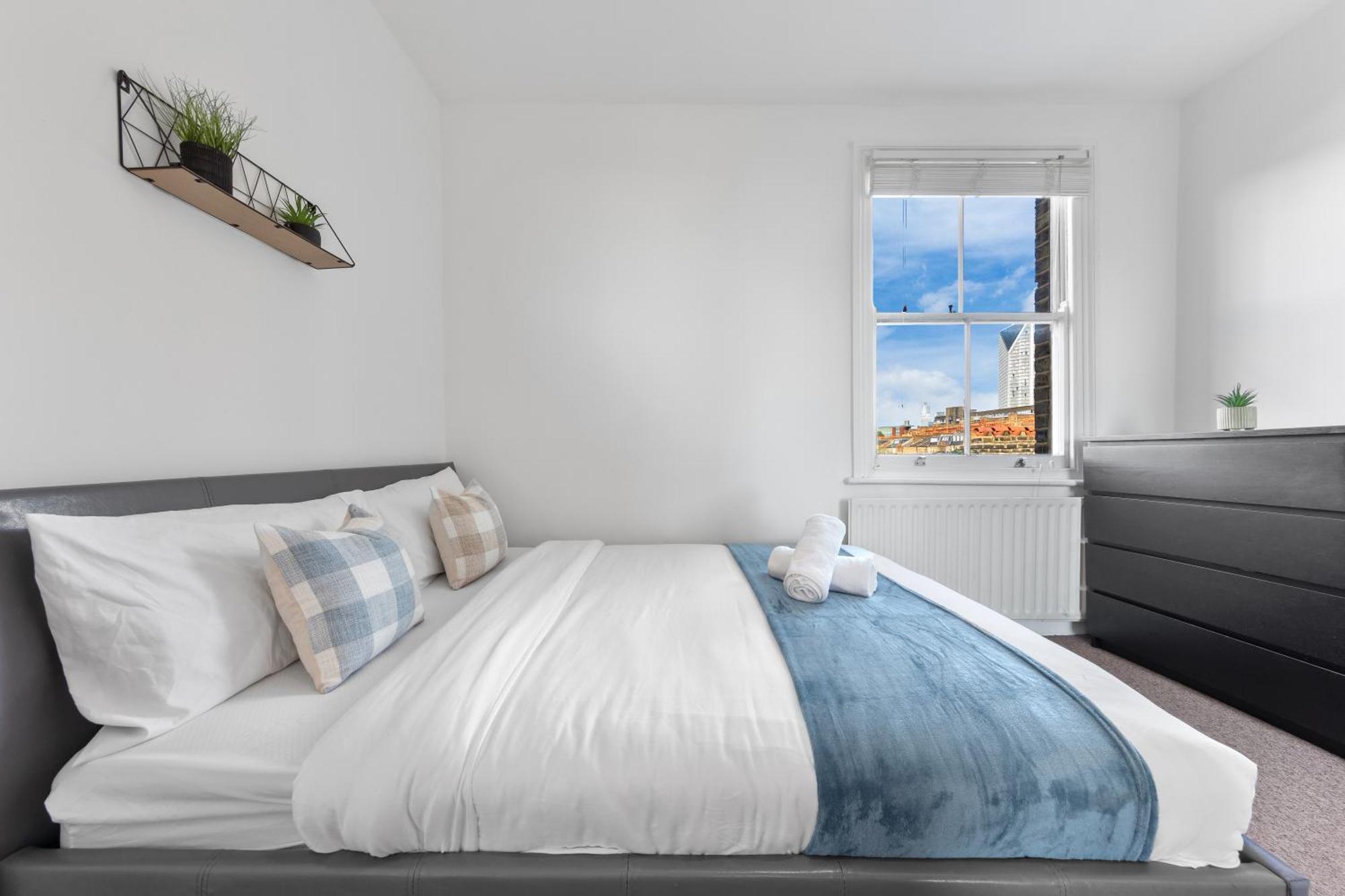 Luxury 4 Bedroom Flat With Stunning Shard View From Terrace In Central London! Next To Station, Sleeps 9 Εξωτερικό φωτογραφία