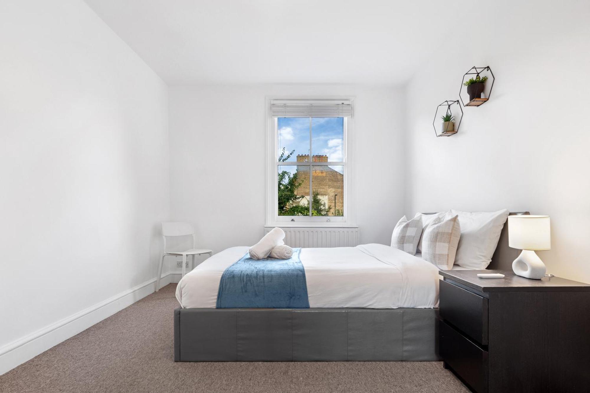 Luxury 4 Bedroom Flat With Stunning Shard View From Terrace In Central London! Next To Station, Sleeps 9 Εξωτερικό φωτογραφία