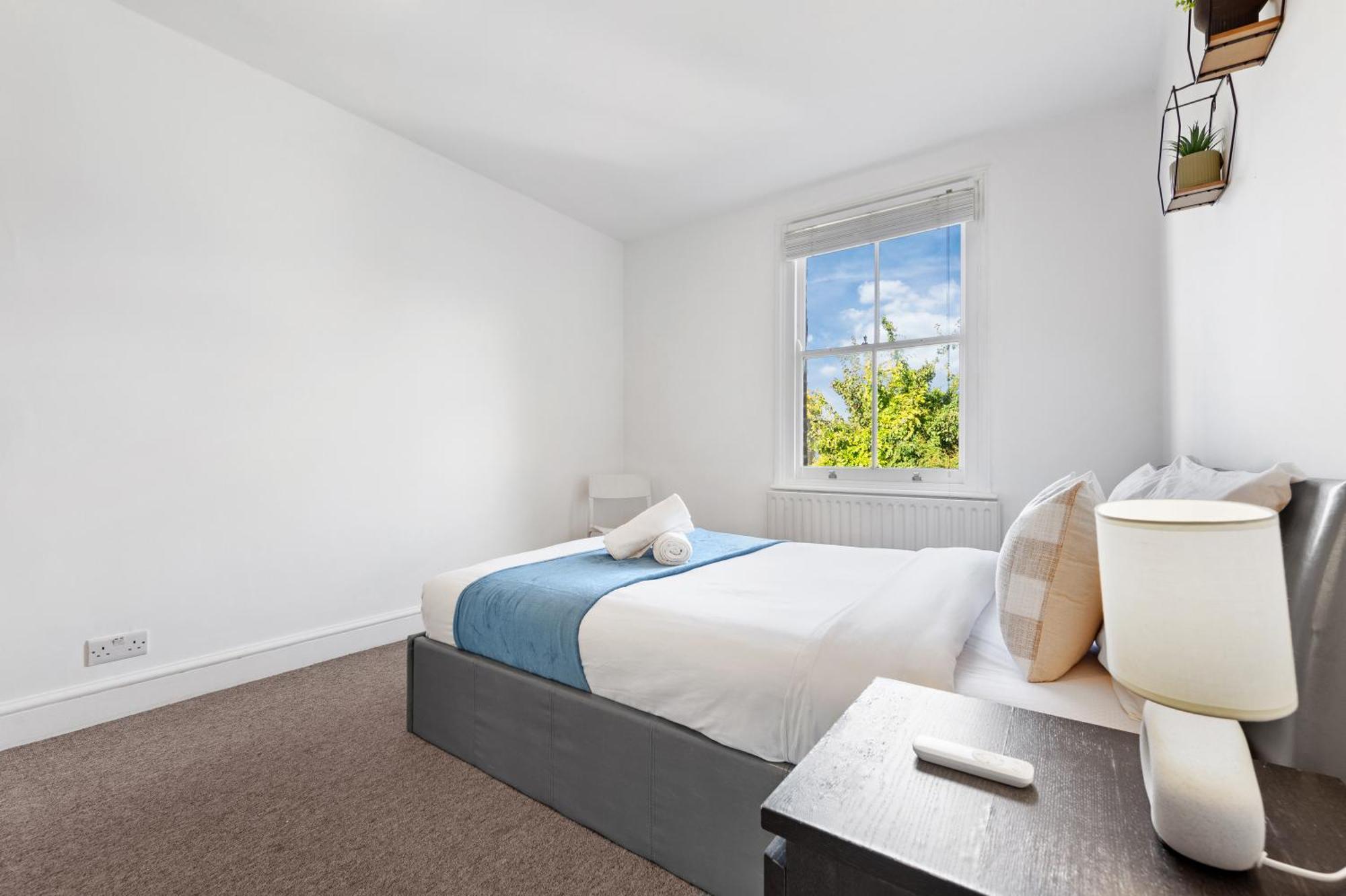 Luxury 4 Bedroom Flat With Stunning Shard View From Terrace In Central London! Next To Station, Sleeps 9 Εξωτερικό φωτογραφία